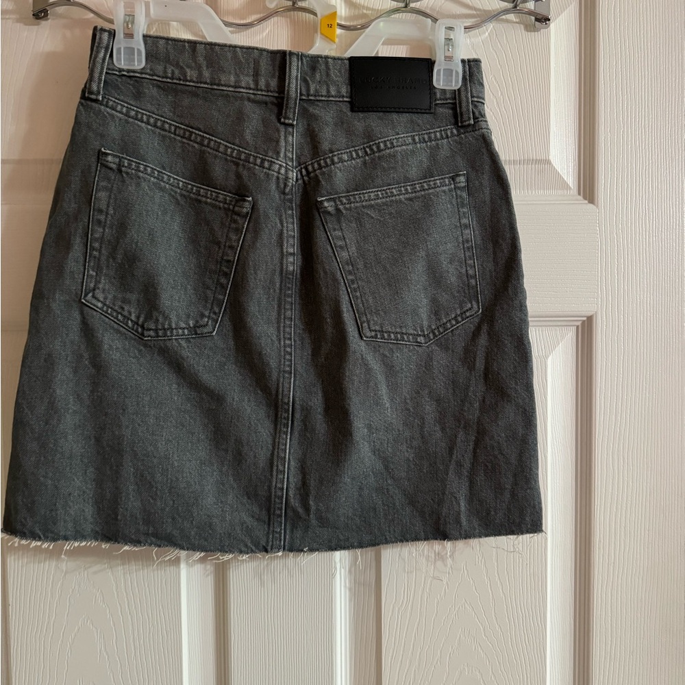NWT Lucky Brand grey denim mini skirt - Picture 5 of 6
